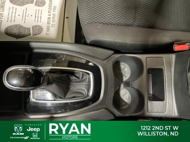 Used 2019 Nissan Rogue Sport S AWD/4WD image 28