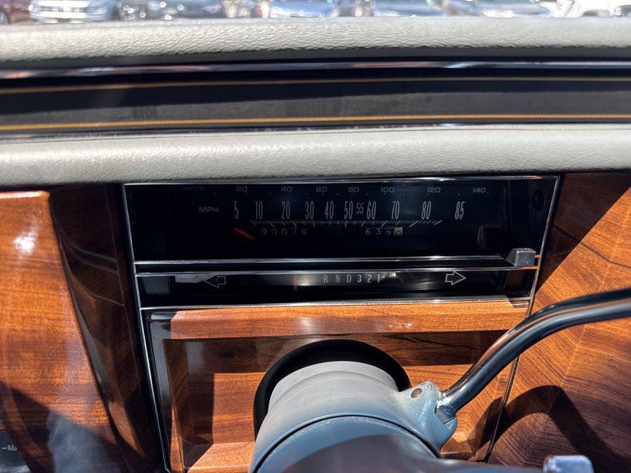 Used 1989 Cadillac Brougham RWD image 26