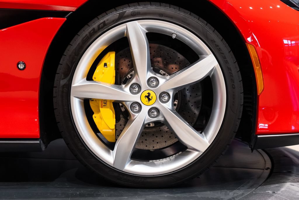 Certified 2020 Ferrari Portofino RWD image 16
