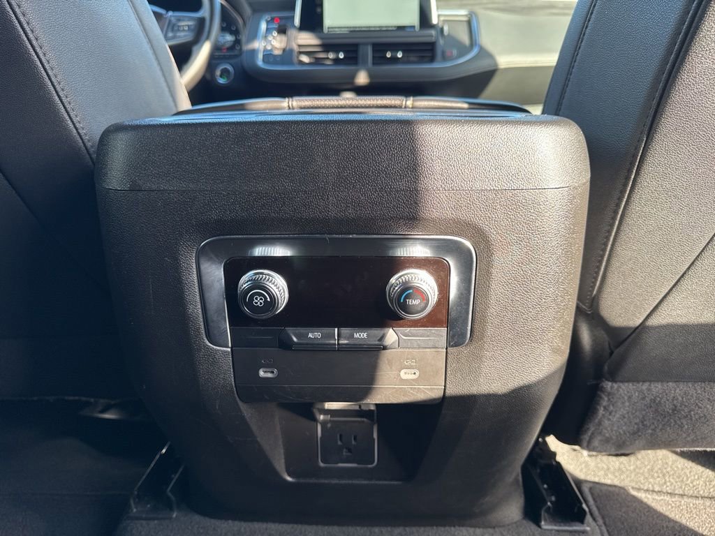 Used 2024 GMC Yukon SLT image 26