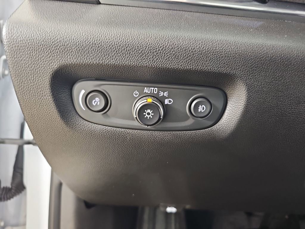 Certified 2021 Chevrolet Traverse High Country image 33