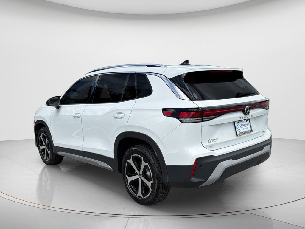 New 2026 Volkswagen Tiguan SE AWD/4WD image 3