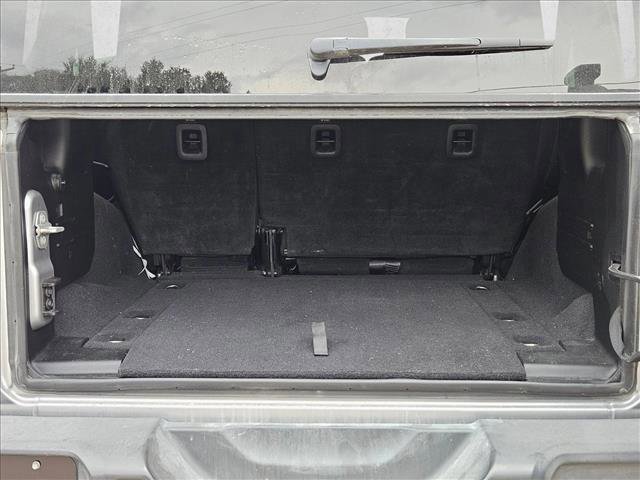 Used 2018 Jeep Wrangler Unlimited Sahara w/ LED Lighting Group image 19