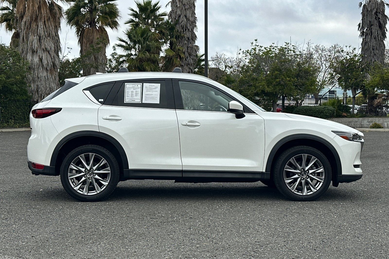 Used 2021 MAZDA CX-5 Grand Touring Reserve image 2