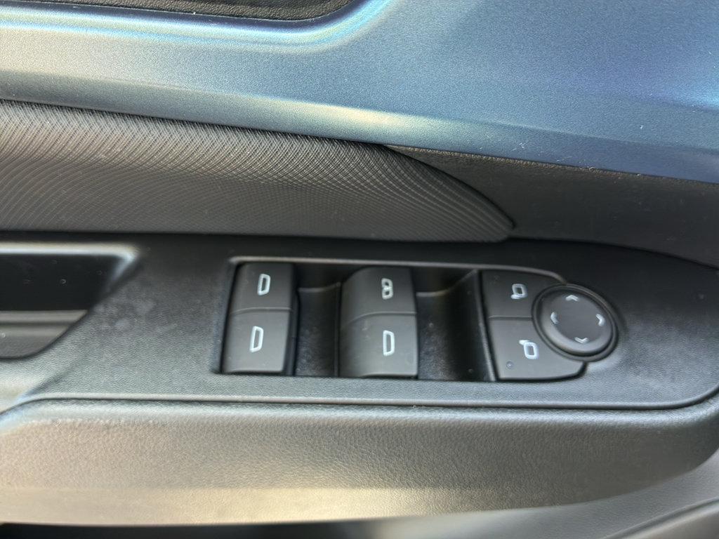 Used 2024 Chevrolet Equinox EV LT AWD/4WD image 21