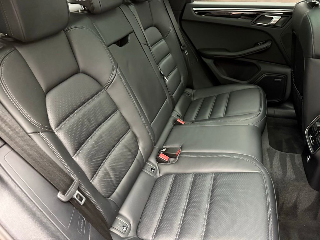 Used 2024 Porsche Macan S image 32