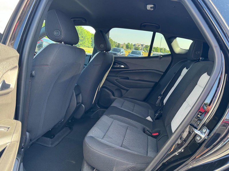New 2026 Chevrolet Trax RS w/ Driver Confidence Package FWD image 31