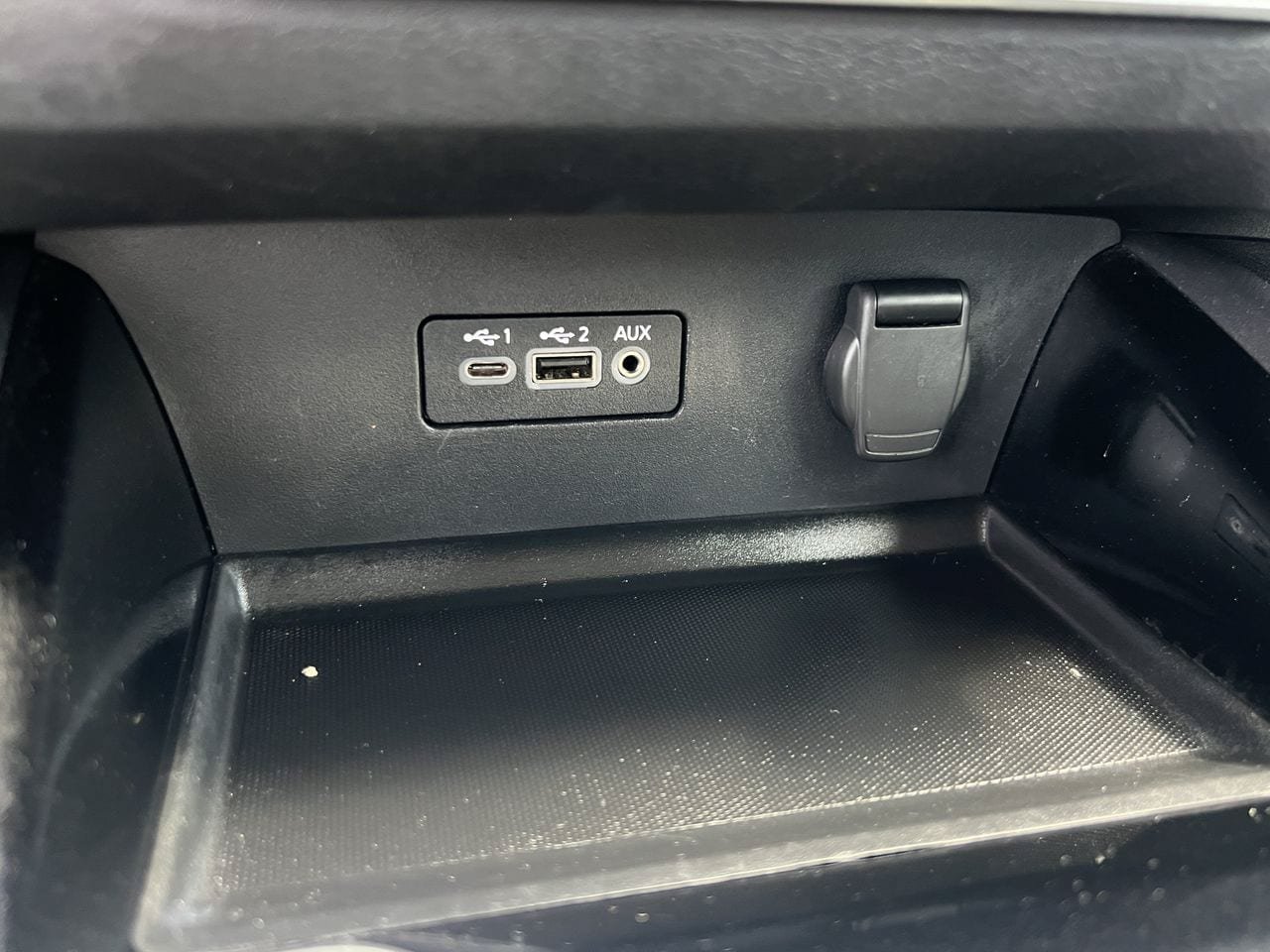 Used 2024 Nissan Altima 2.5 SV FWD image 18