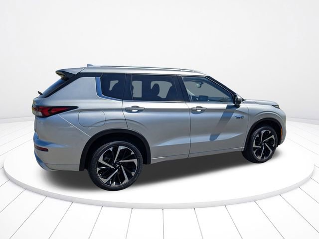 New 2025 Mitsubishi Outlander SEL image 4