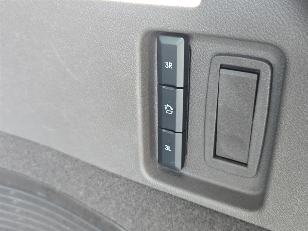 Used 2022 Lincoln Aviator Reserve w/ Equipment Group 201A image 14