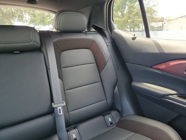 Used 2024 Chevrolet Equinox EV RS FWD image 14