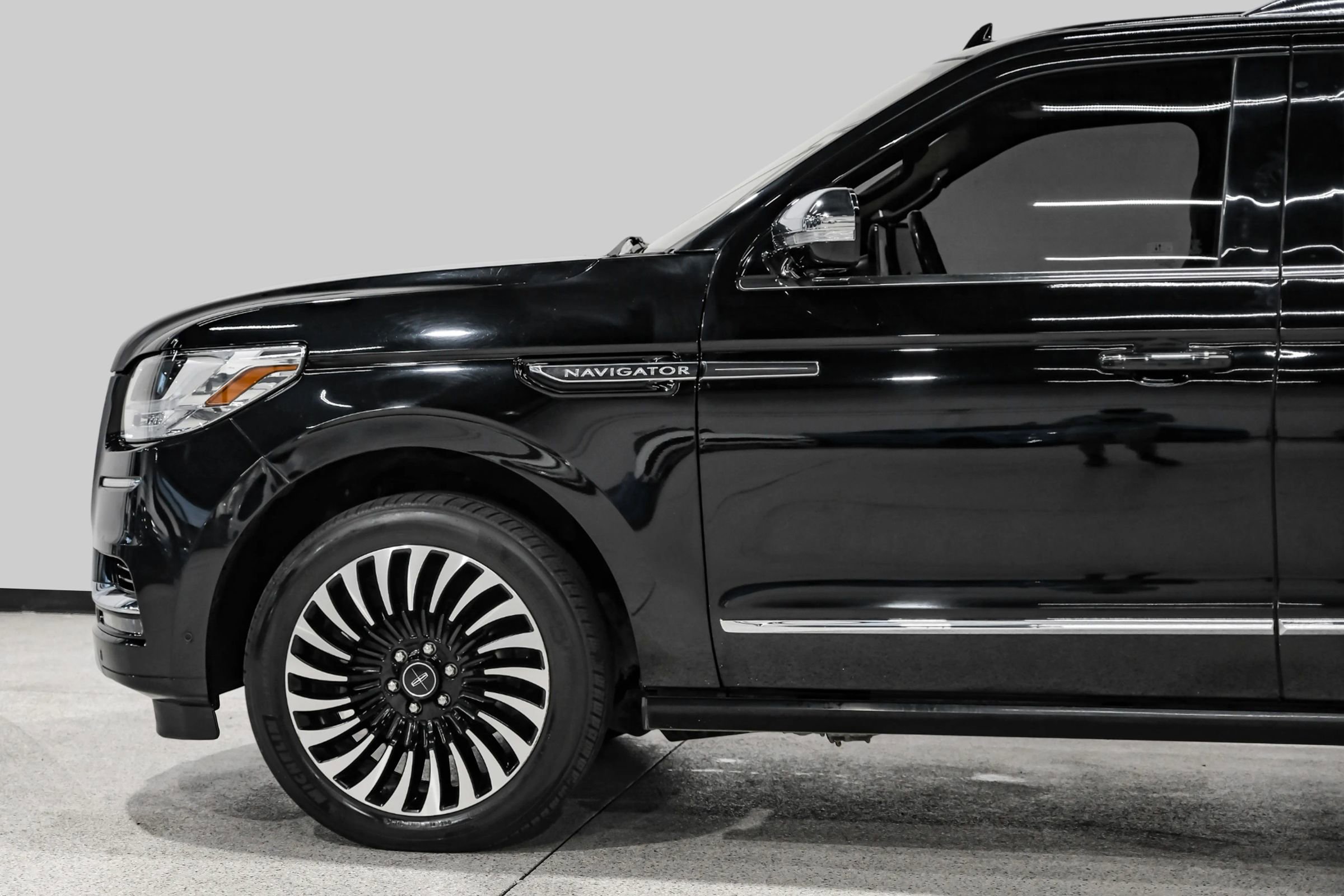 Used 2020 Lincoln Navigator Black Label image 12