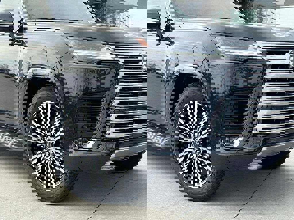 New 2026 Lexus LX 700h Luxury image 9