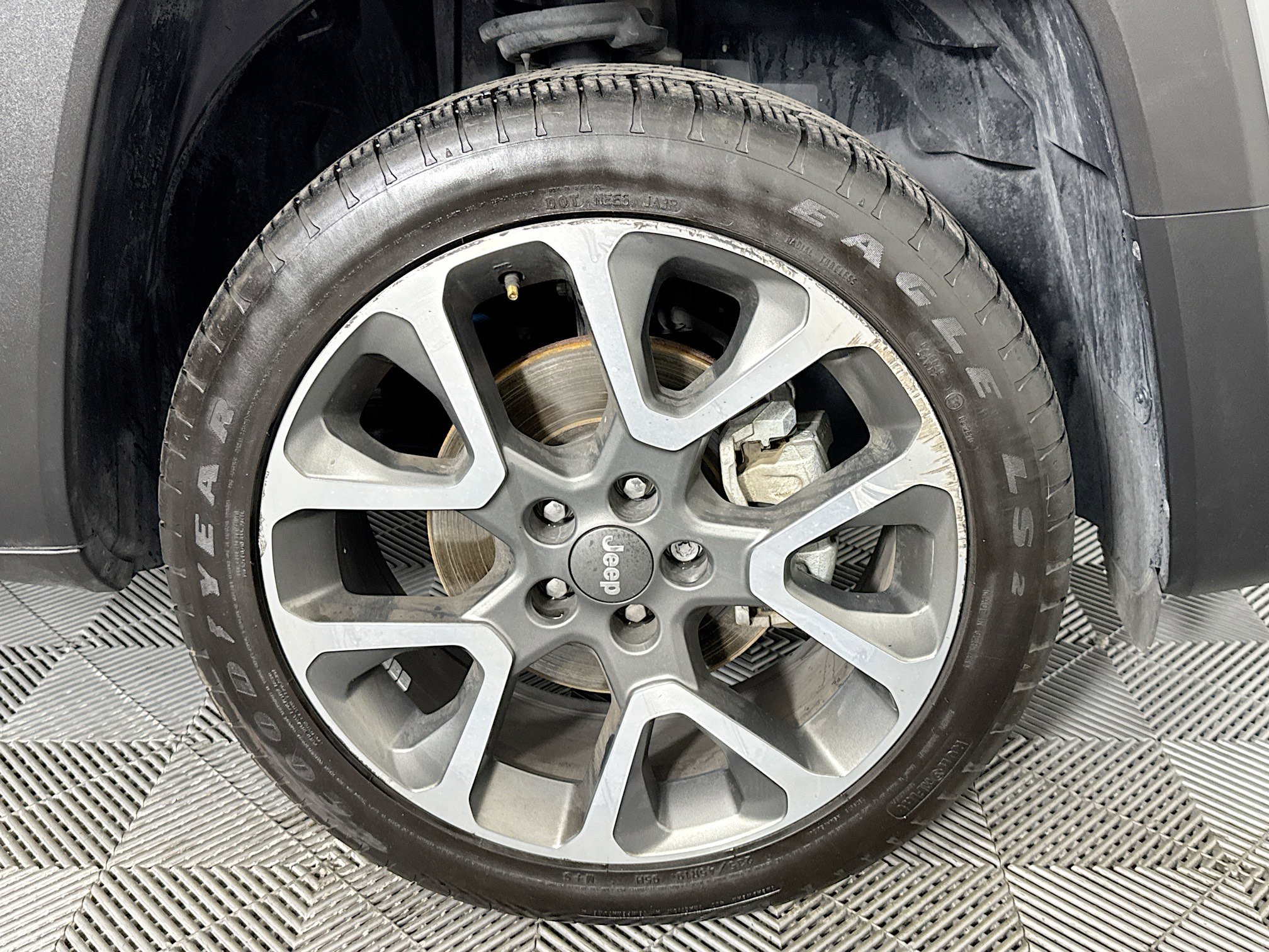 Used 2022 Jeep Renegade Limited w/ Sun, Sound & Wheels Group image 31