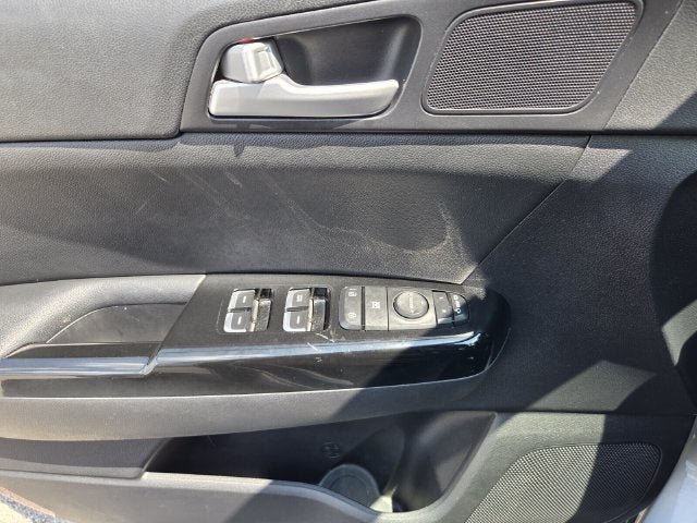 Used 2021 Kia Sportage S w/ S FWD Premium Package image 33
