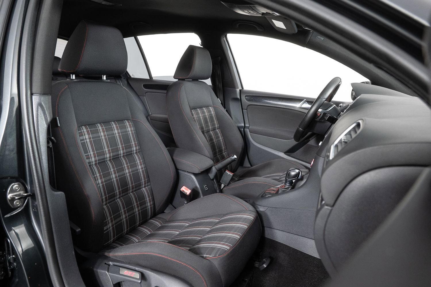 Used 2013 Volkswagen Golf 4-Door image 27