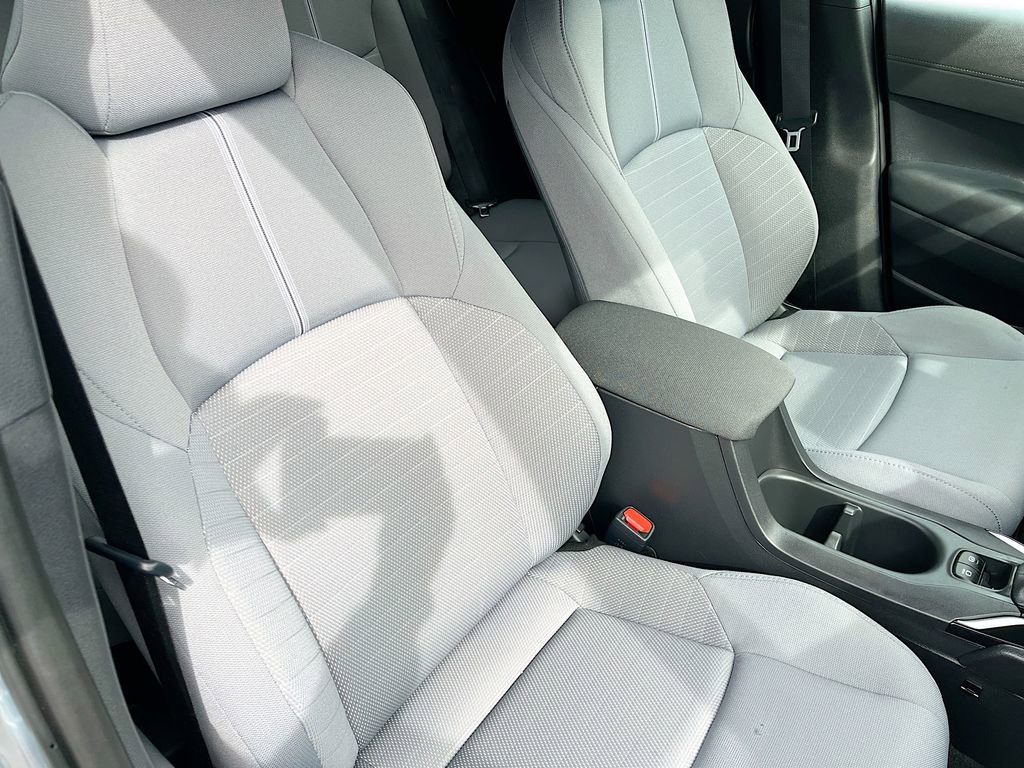 Used 2025 Toyota Corolla Cross AWD Hybrid image 27