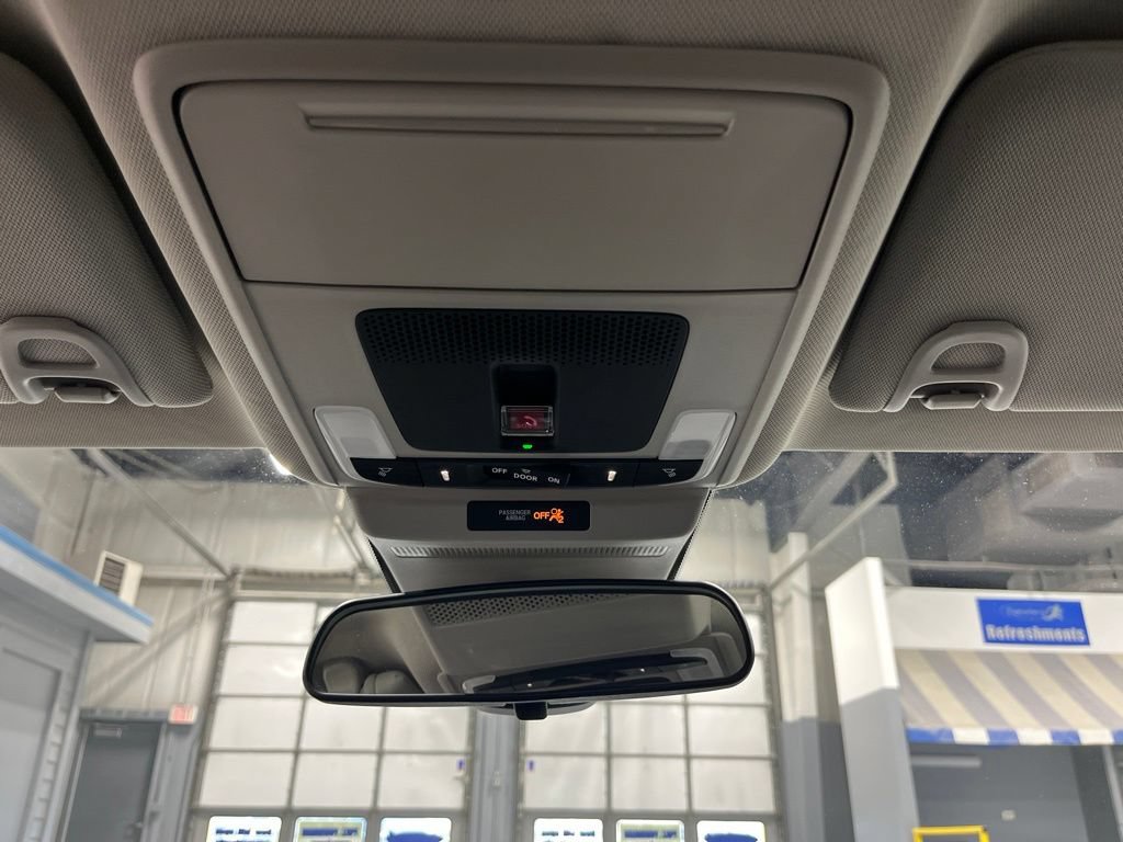 Used 2025 Honda Accord LX image 28
