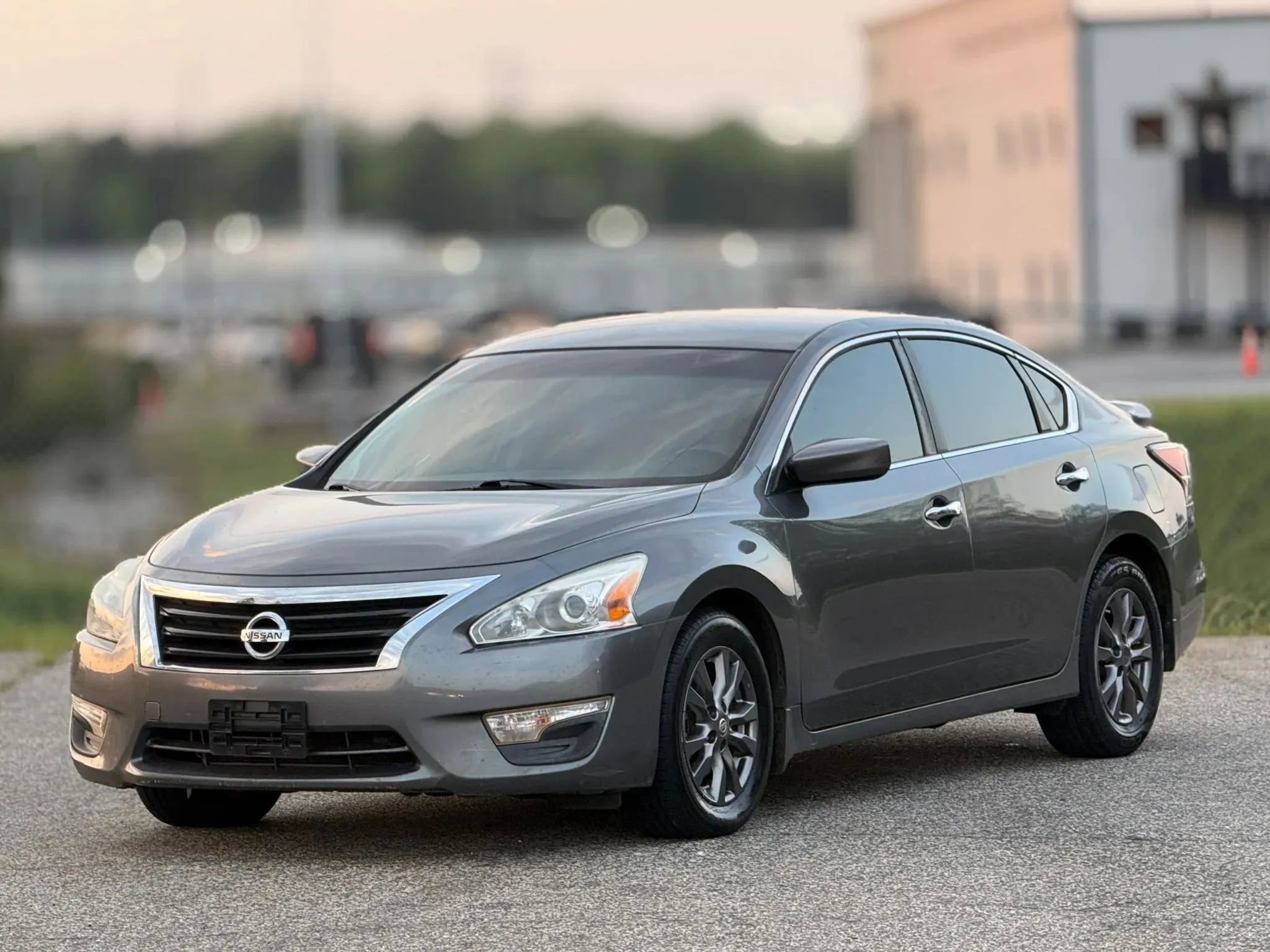 Used 2015 Nissan Altima 2.5 S w/ Special Edition Package FWD image 6