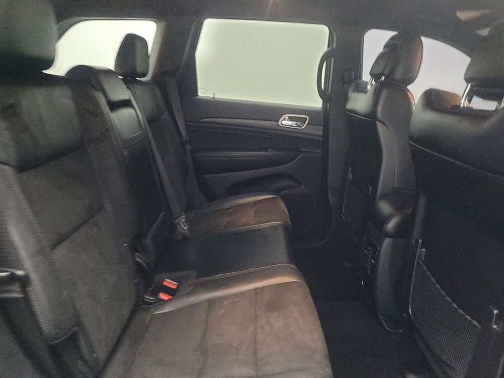 Used 2019 Jeep Grand Cherokee Laredo w/ Laredo X Package image 19