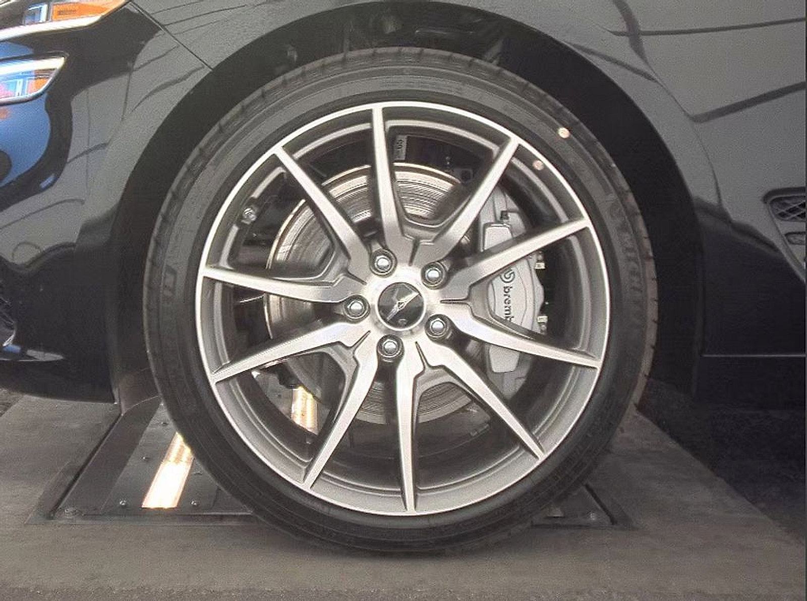 Used 2026 Genesis G70 2.5T RWD image 8