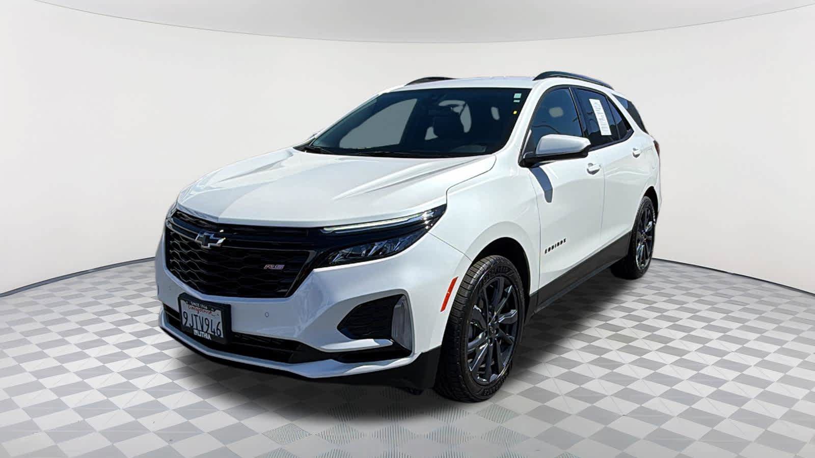 Certified 2024 Chevrolet Equinox RS AWD/4WD image 1