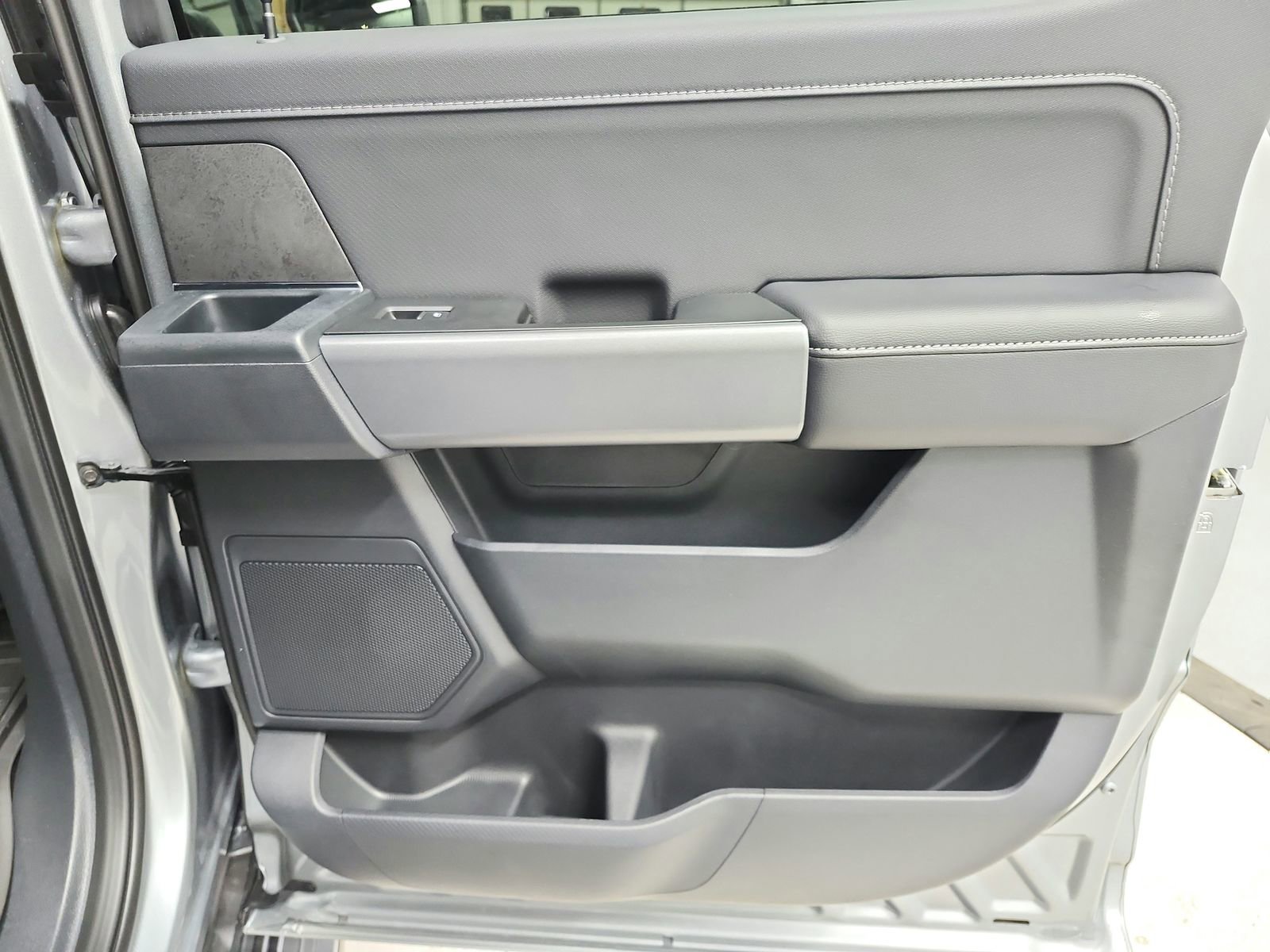 New 2026 Ford F150 XLT w/ Equipment Group 302A MID image 44