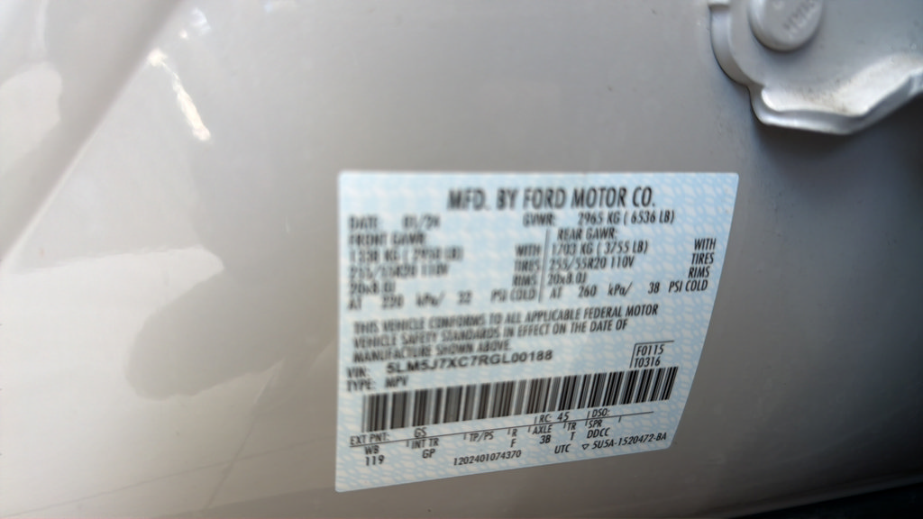 Used 2024 Lincoln Aviator Reserve w/ Equipment Group 201A AWD/4WD image 27