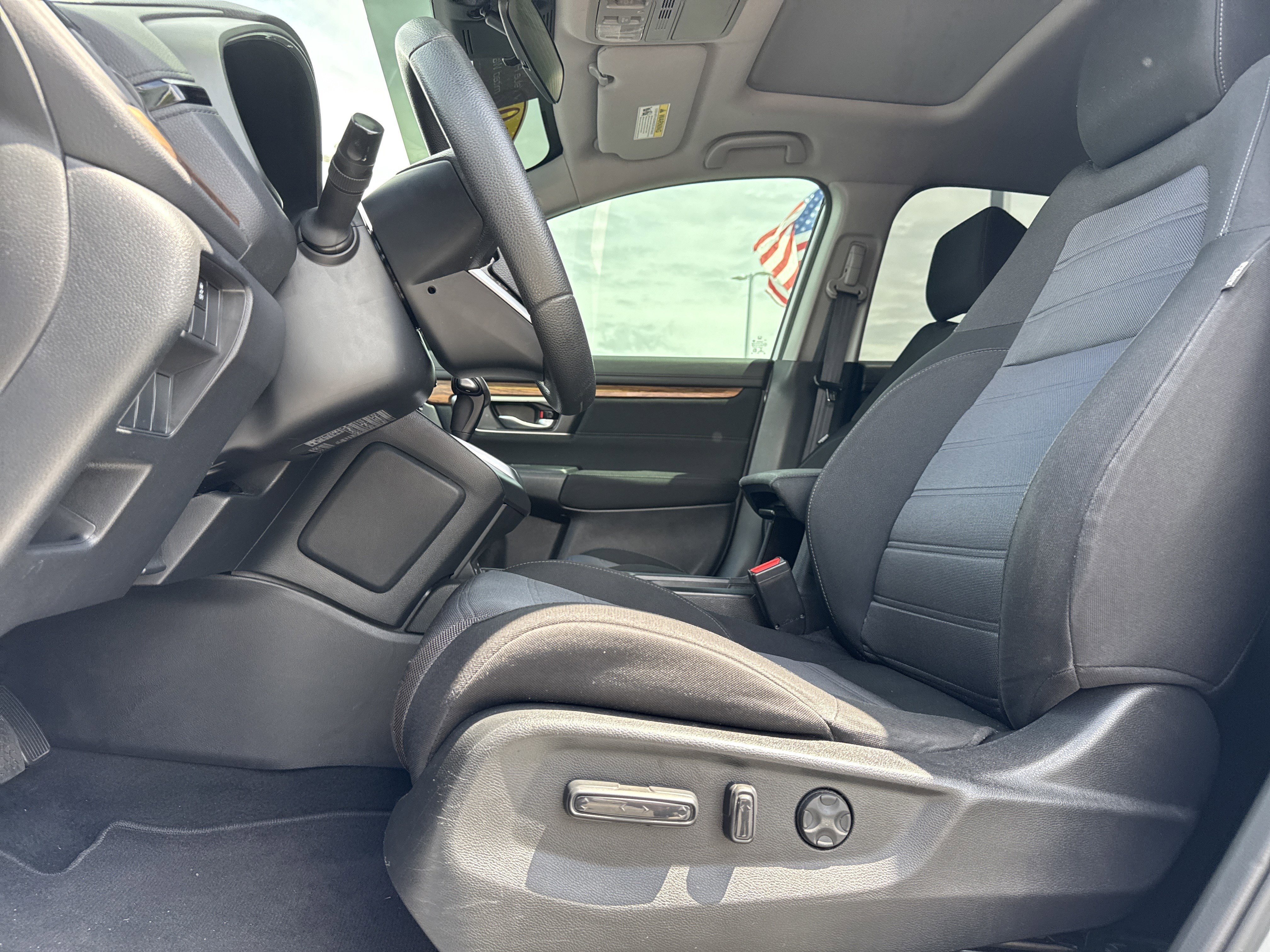 Used 2020 Honda CR-V EX image 26