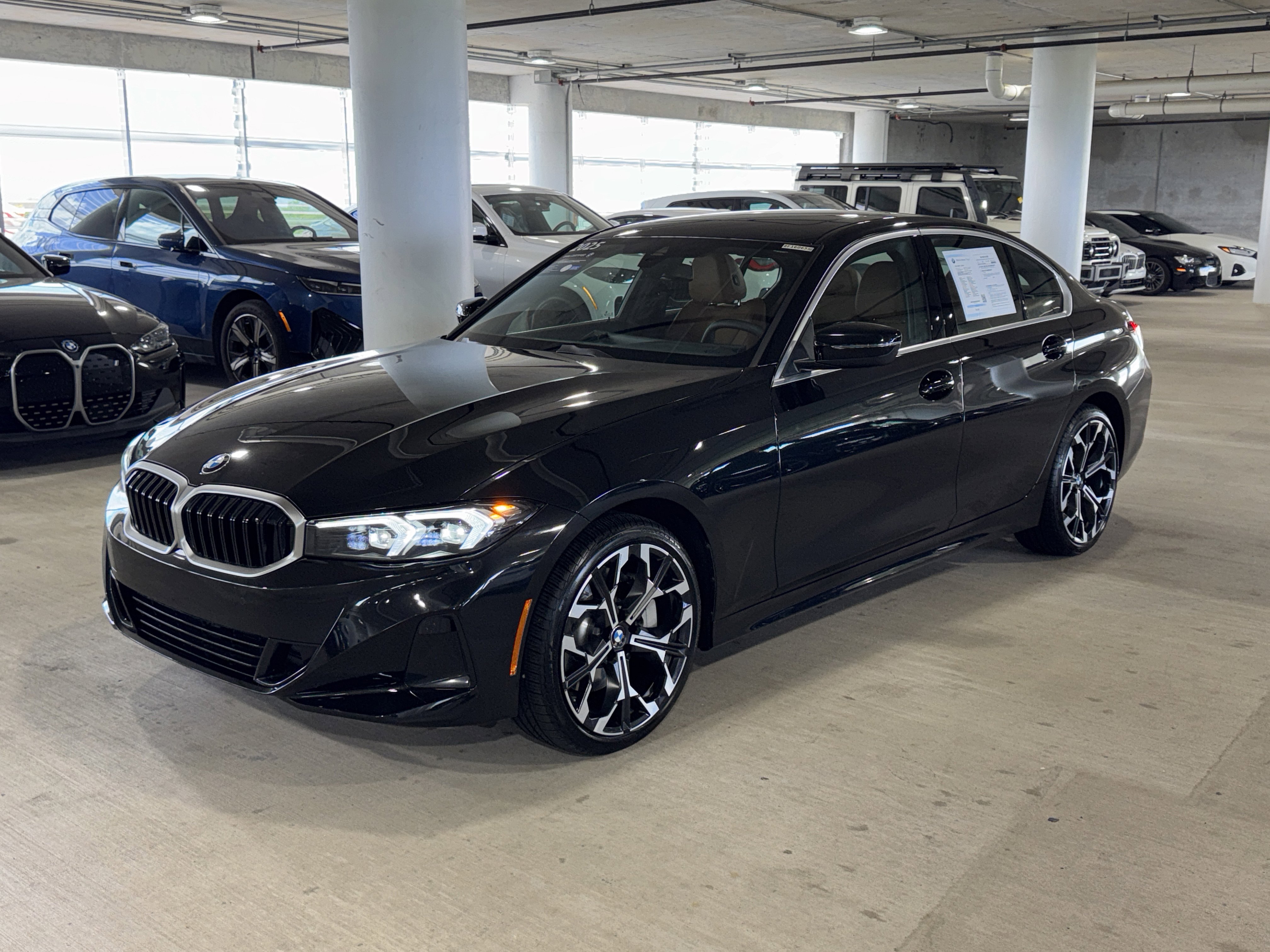 Certified 2025 BMW 330i xDrive Sedan w/ Convenience Package image 4