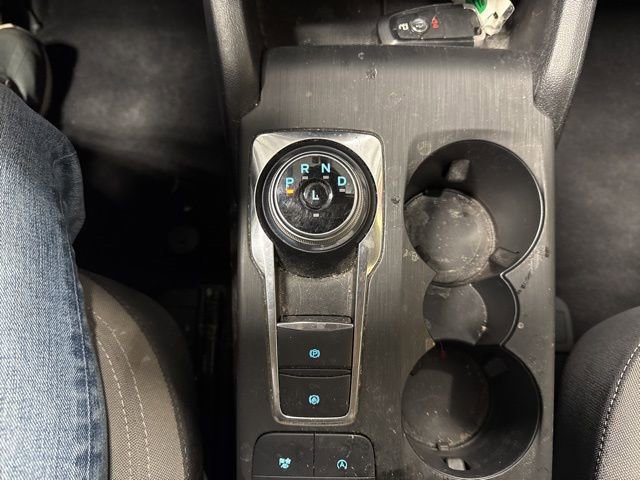 Used 2020 Ford Escape SE image 9