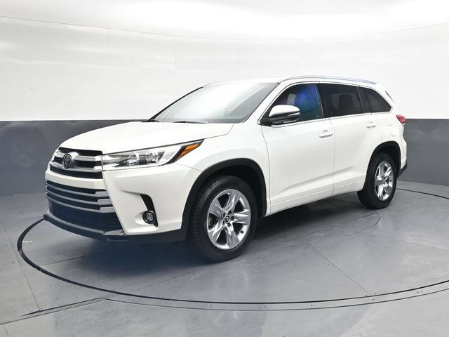 Used 2019 Toyota Highlander Limited FWD image 10