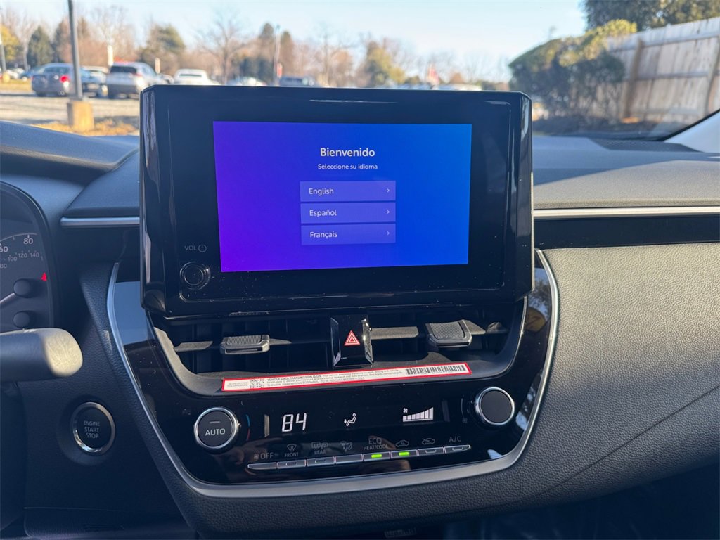 Used 2025 Toyota Corolla LE image 19