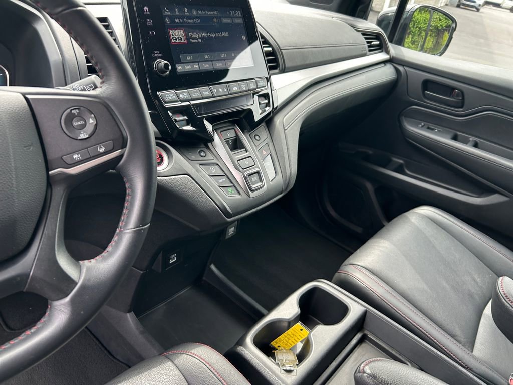 Certified 2024 Honda Odyssey Sport image 11