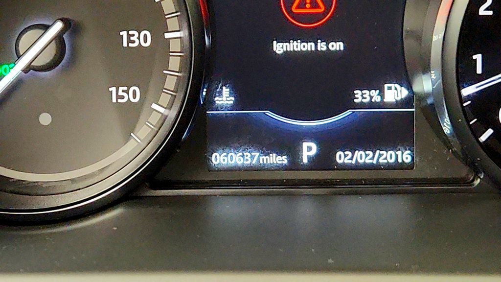 Used 2018 Land Rover Discovery Sport HSE AWD/4WD image 16
