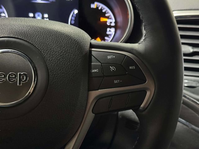 Used 2018 Jeep Grand Cherokee Limited image 18