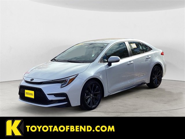 Certified 2025 Toyota Corolla SE image 1