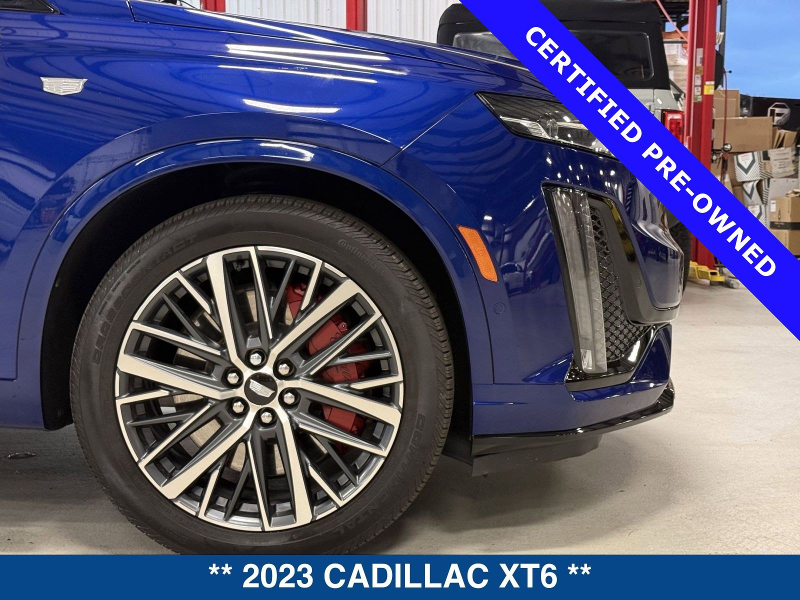 Used 2023 Cadillac XT6 Sport w/ Technology Package image 11
