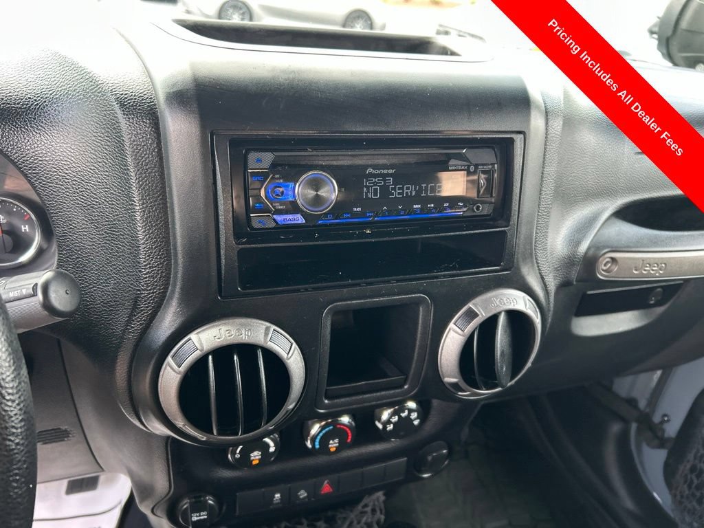 Used 2014 Jeep Wrangler Sport AWD/4WD image 9