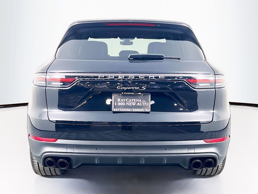 Certified 2023 Porsche Cayenne S Platinum image 10