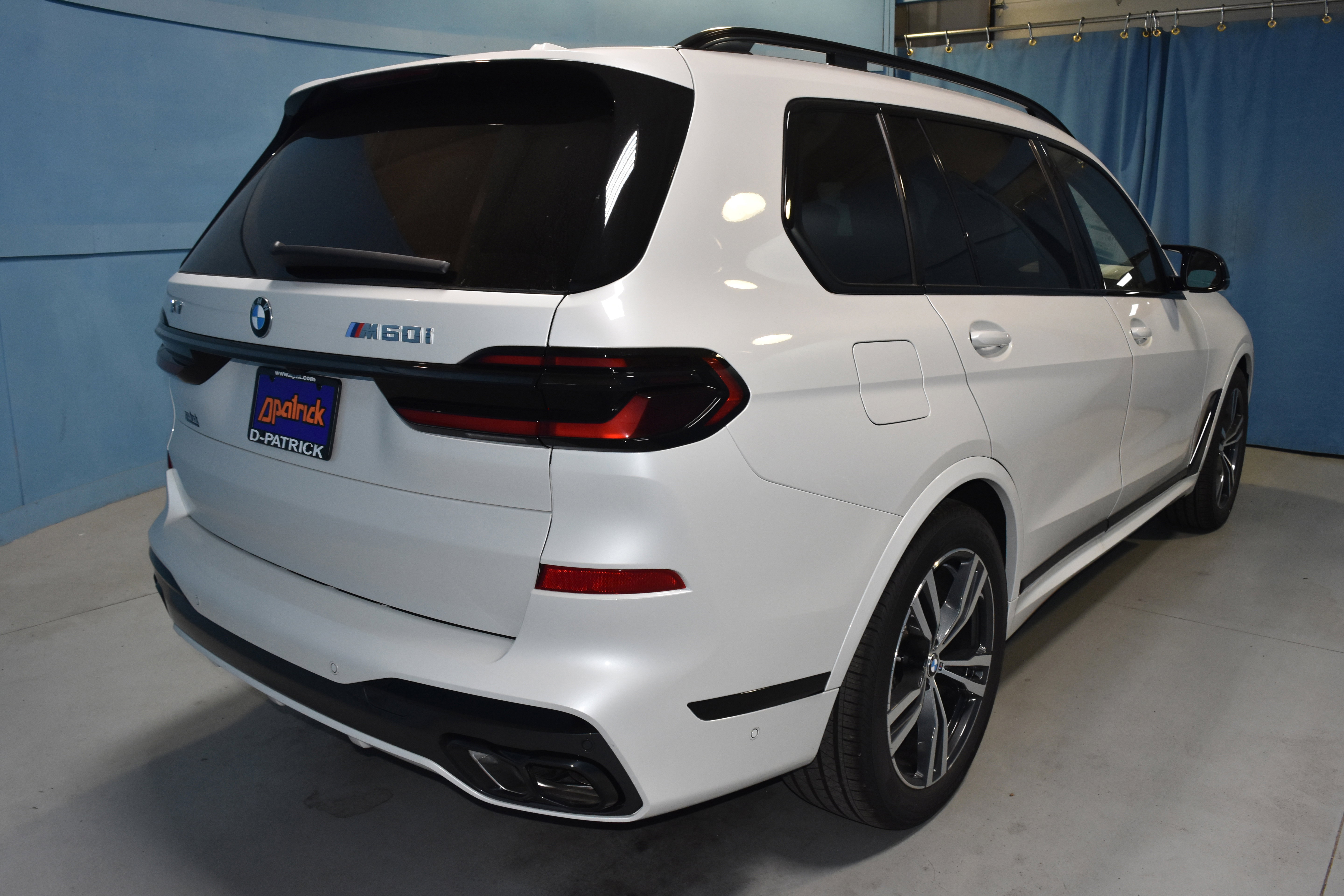 New 2026 BMW X7 M60i image 26