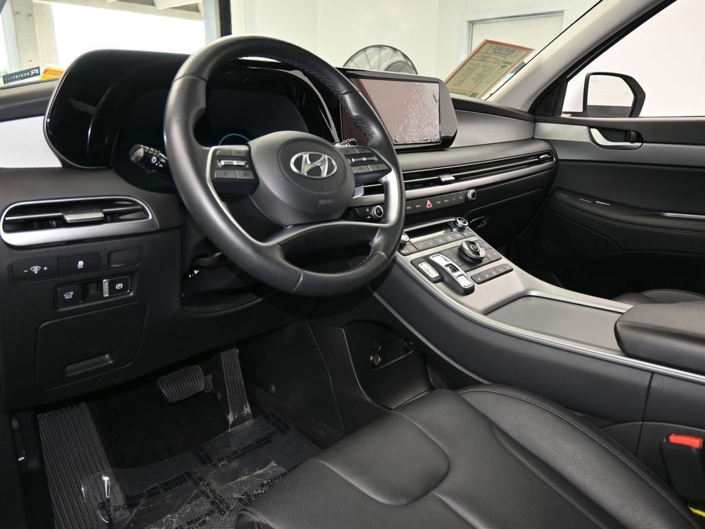 Used 2024 Hyundai Palisade SEL w/ Premium Package image 14