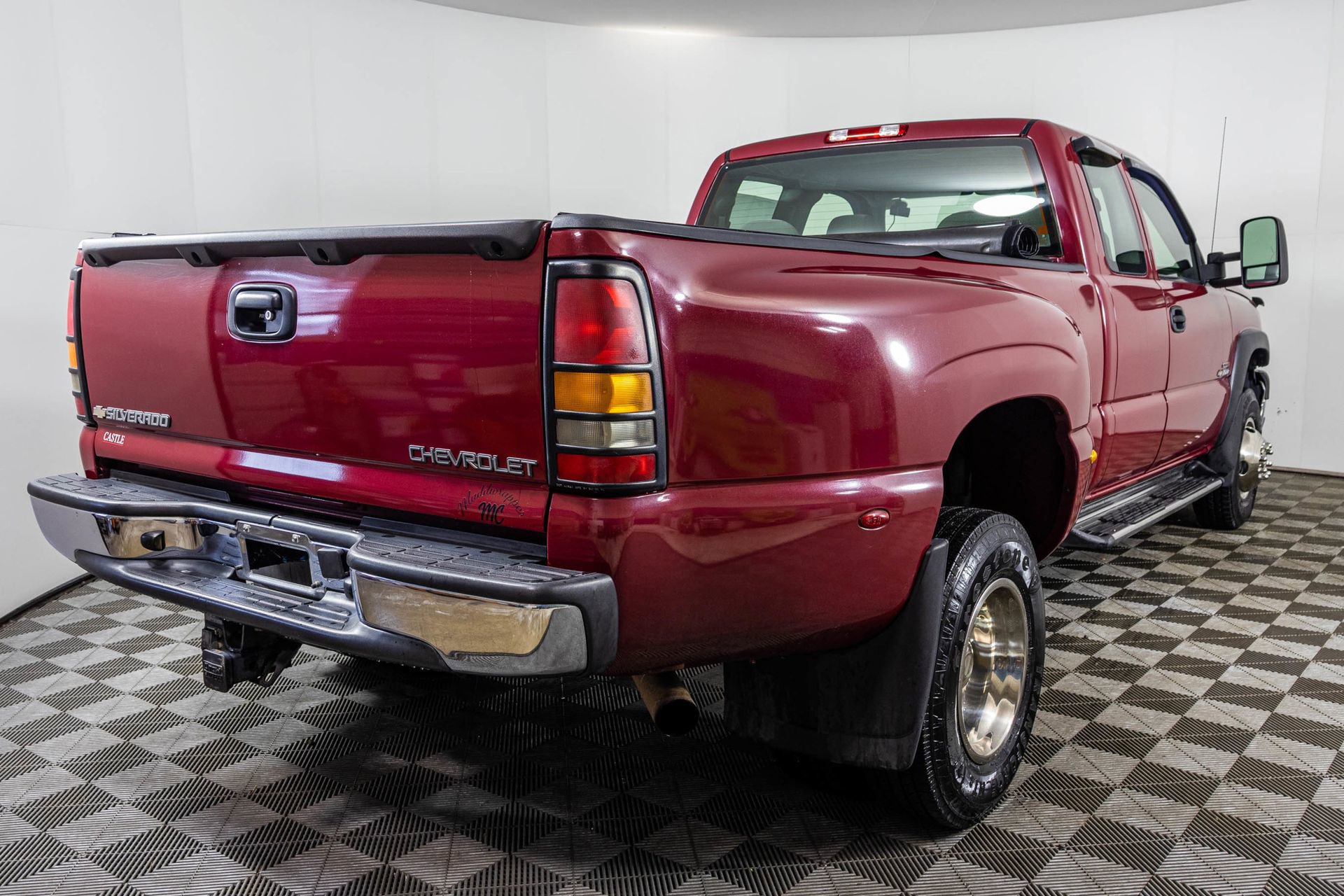 Used 2005 Chevrolet Silverado 3500 LS w/ Heavy-Duty Power Package RWD image 11