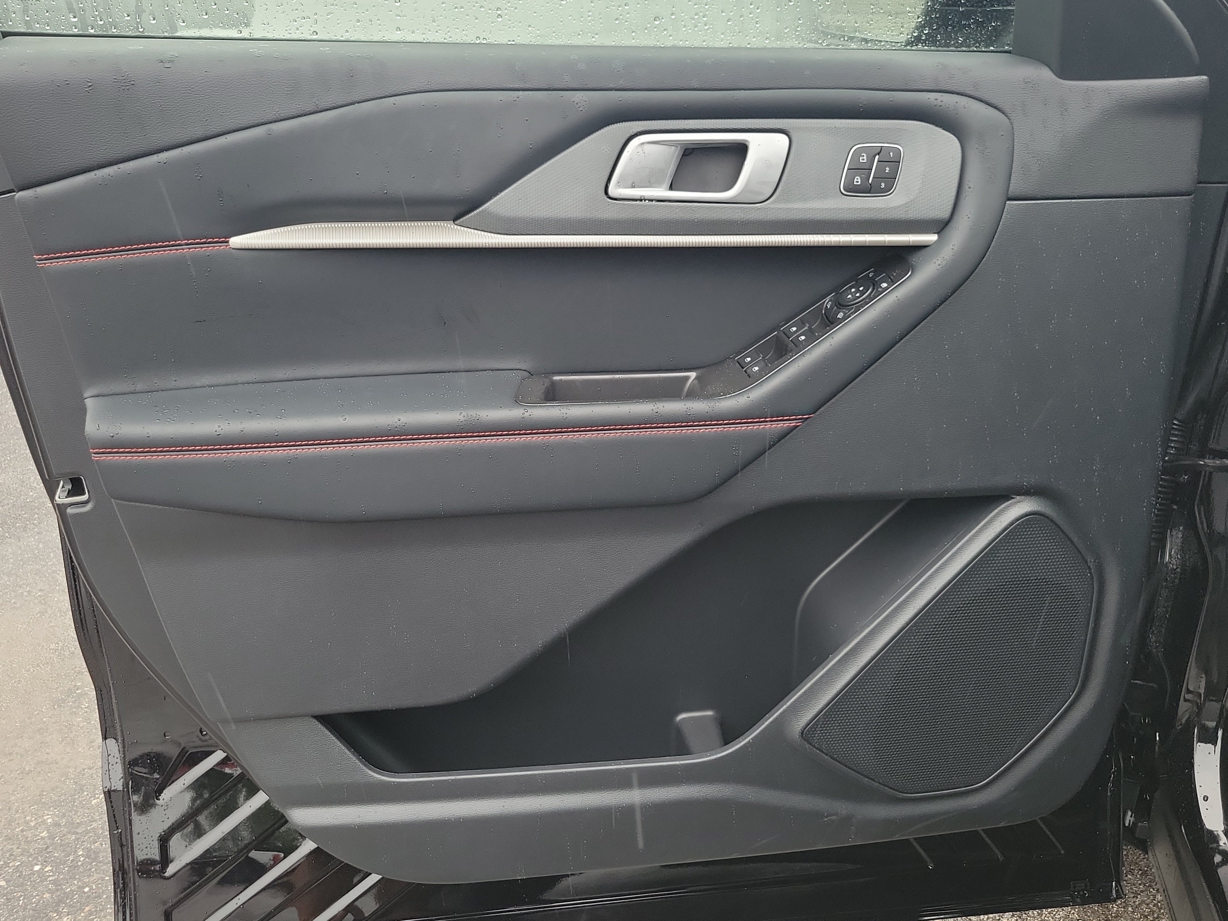 New 2027 Ford Explorer ST RWD image 27