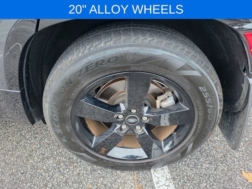 Used 2023 Land Rover Defender 130 X-Dynamic SE image 34