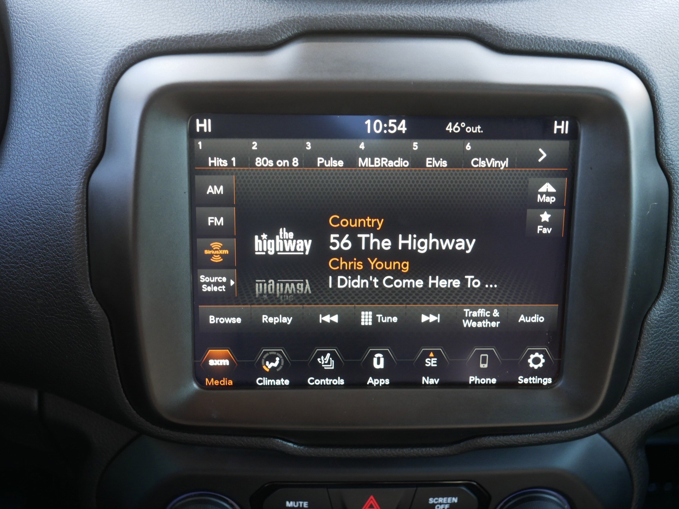 Used 2022 Jeep Renegade Trailhawk w/ Trailer Tow Group image 22