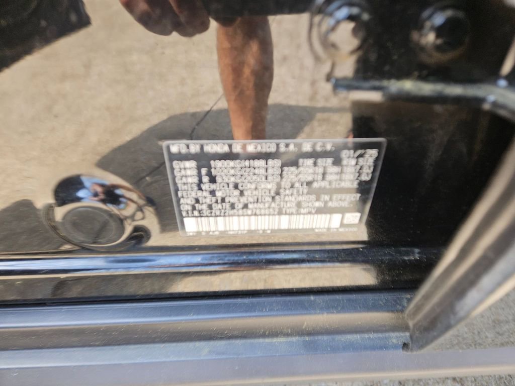 Used 2025 Honda HR-V Sport image 30