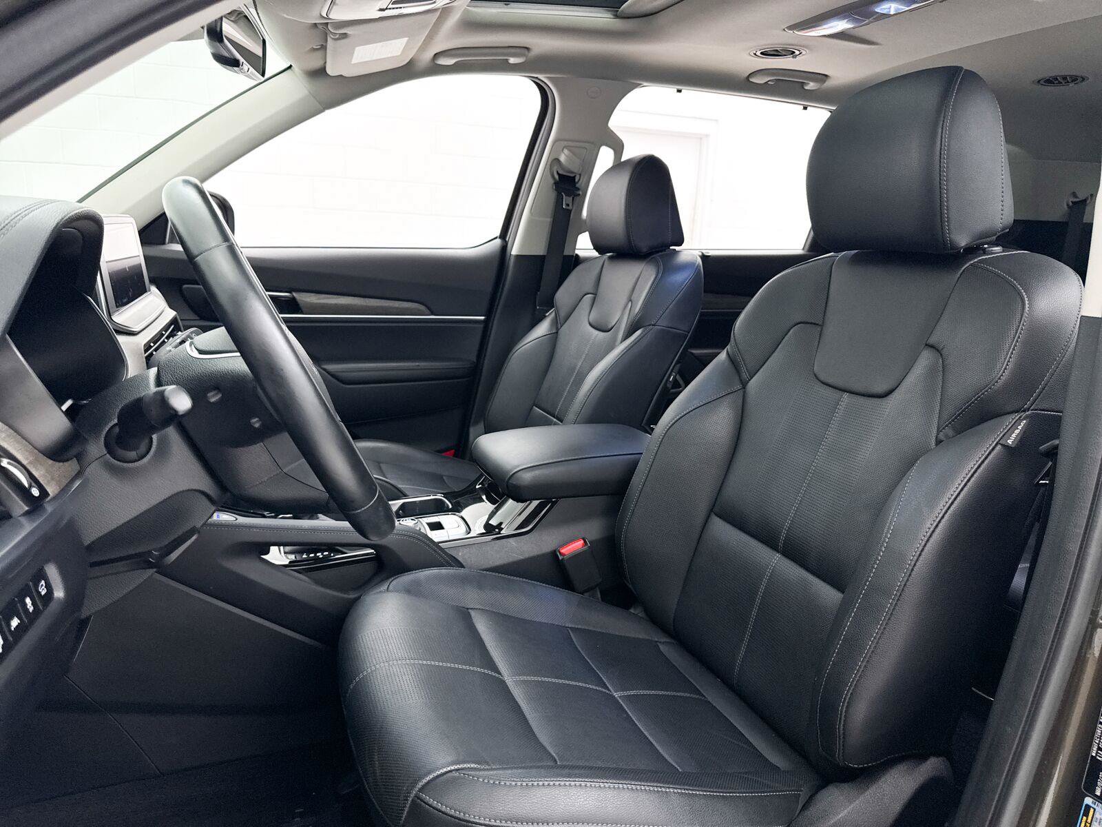 Used 2022 Kia Telluride EX w/ EX Premium Package FWD image 22