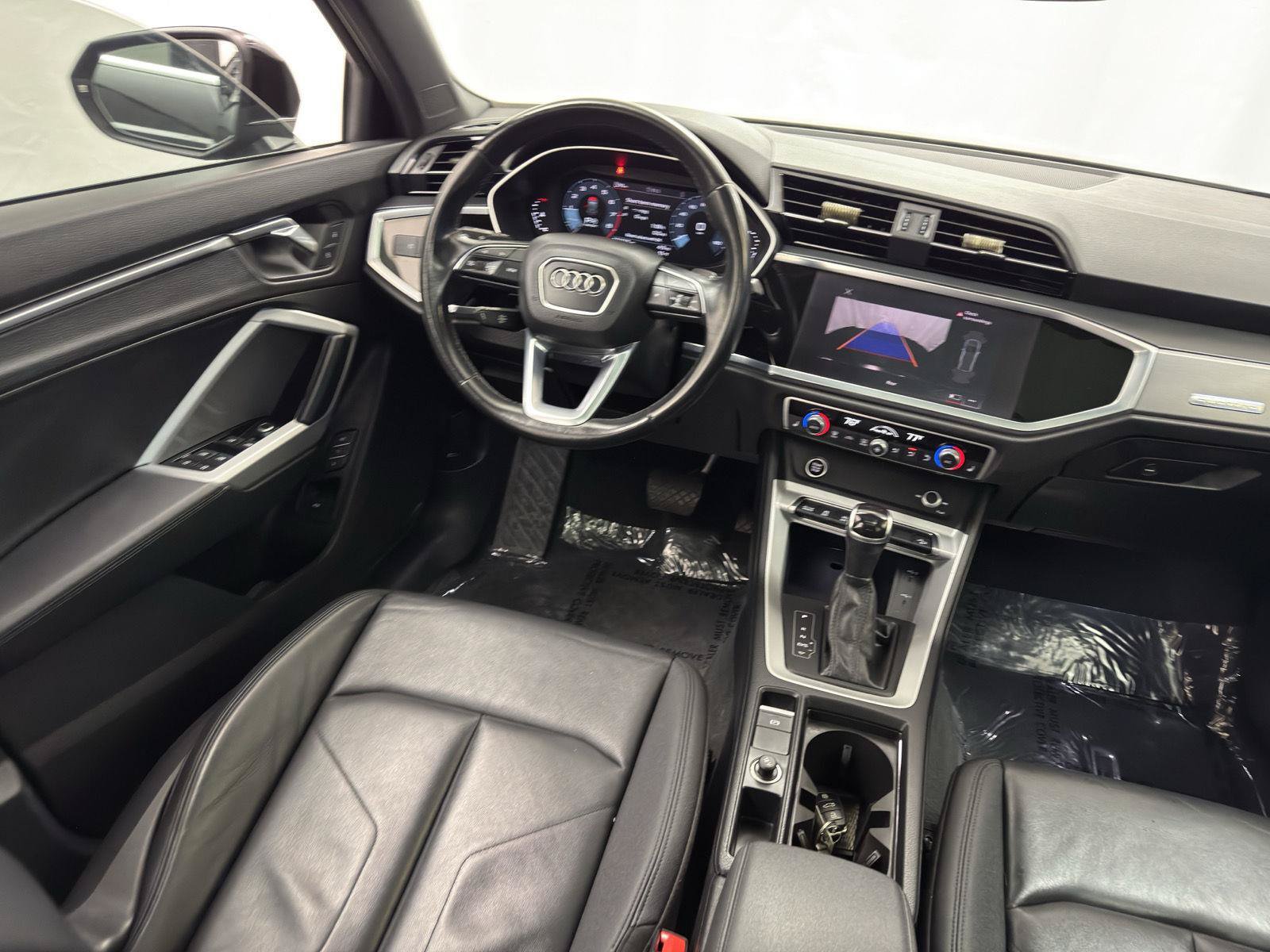 Used 2022 Audi Q3 2.0T Premium w/ Convenience Package AWD/4WD image 30