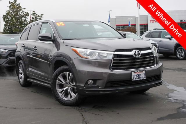 Used 2015 Toyota Highlander XLE image 2